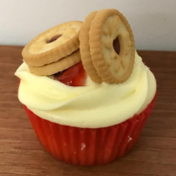 Jammie Dodger Cupcake